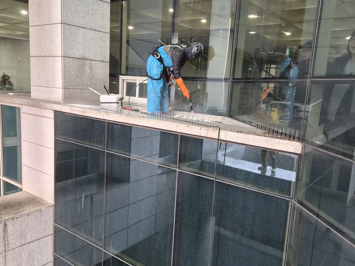 북구 각화동 건물 복도·대기 동선 야간 위생청소 사례 - 행진크린